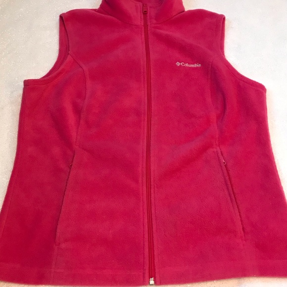 Columbia Jackets & Blazers - Dark pink Columbia vest sz Lg. Never worn.